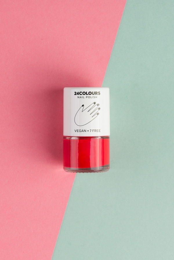 Vegan nail polish red