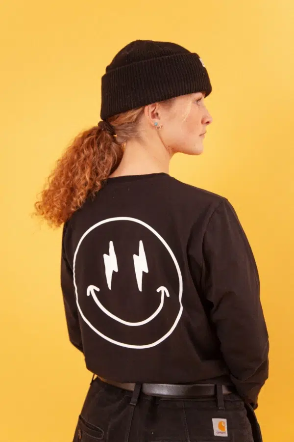 Girls Are Awesome AK Smiley Longsleeve Black