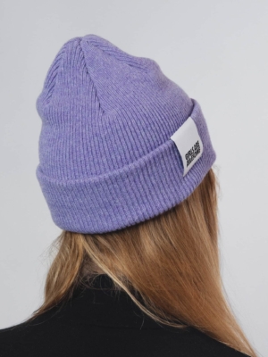 Girls are Awesome Merino Icon Beanie lila