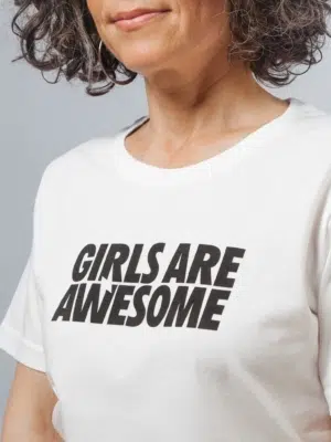 Girls are Awesome Logo T-Shirt weiss