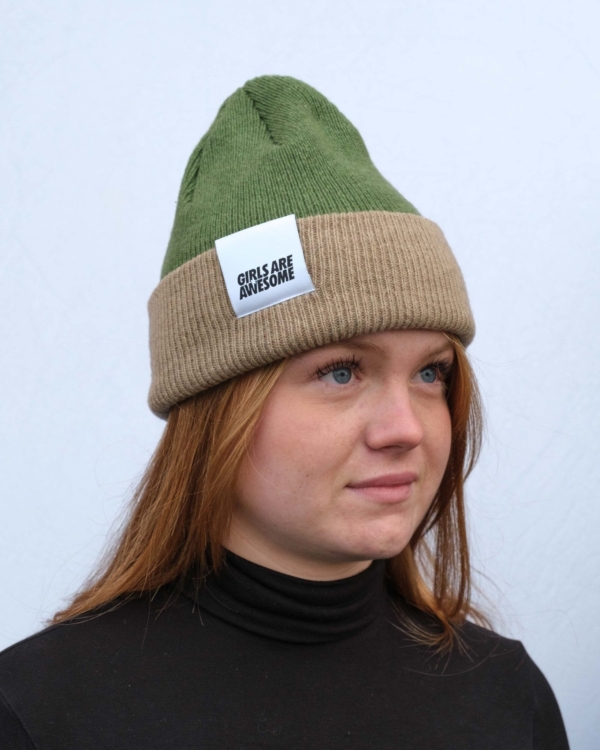 Girls are Awesome Single Drip Lamb Wool Beanie Green