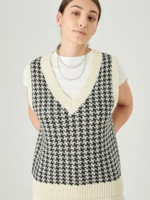 24 colors tank top black