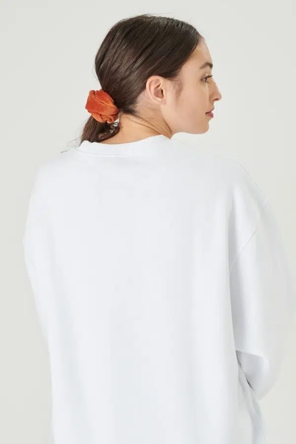 24 colors sweater white