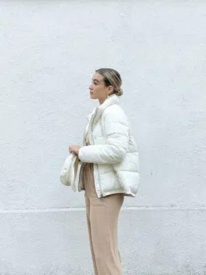 Daunenjacke weiss