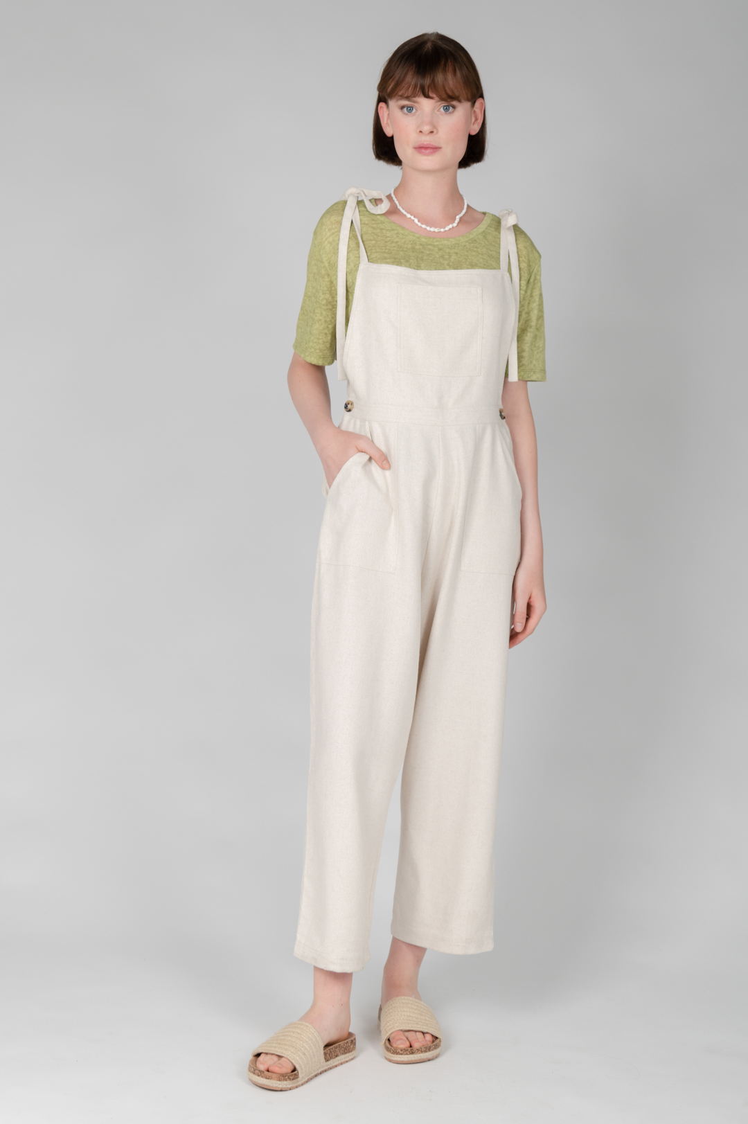 24 Colours Latzhose Leinen beige