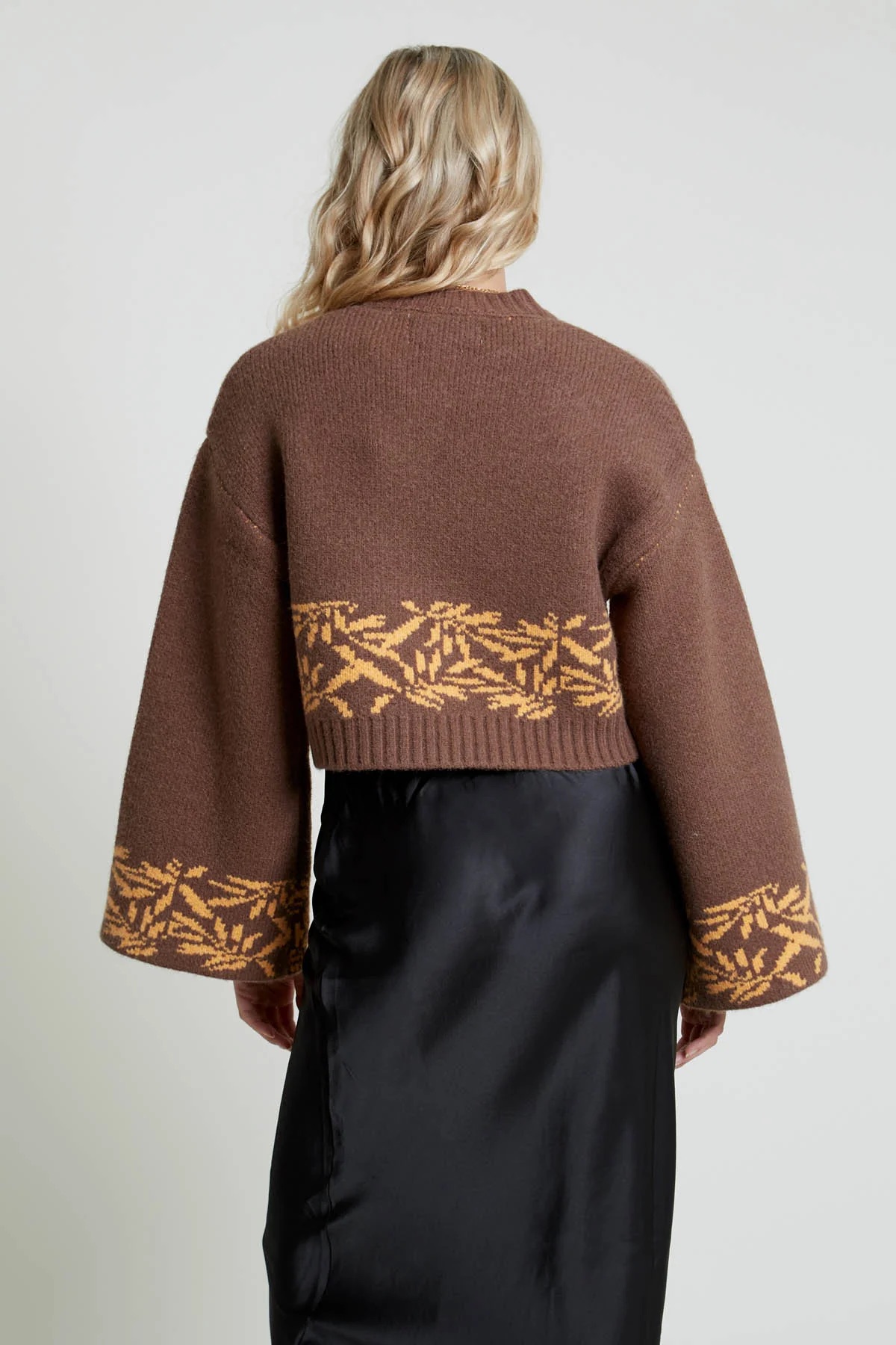 Native Youth Strickpullover Bell braun