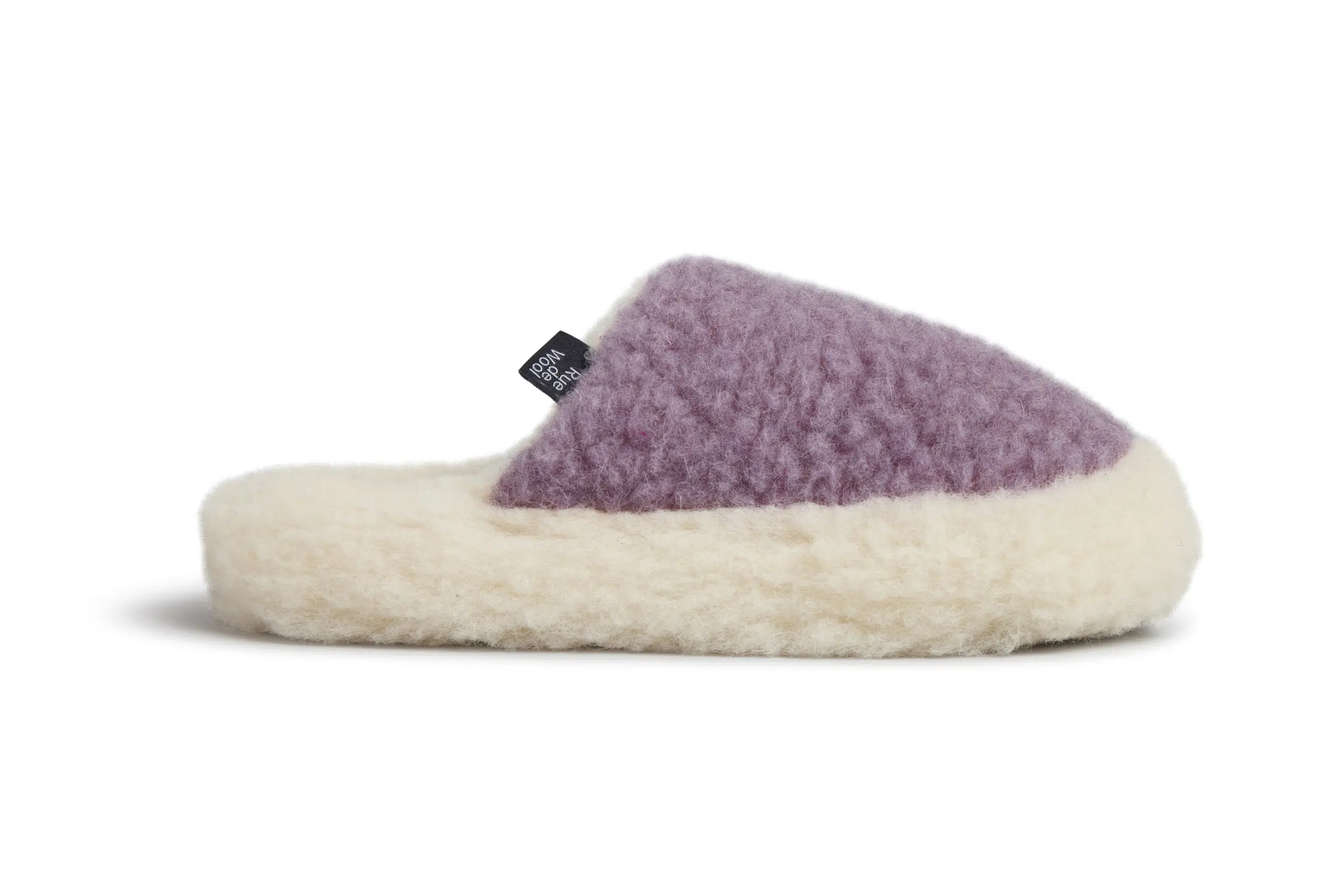The Nordic Mule - Lavender Lilac Natural - 1 Side View Rue de Wool The Nordic Mule Hausschuhe lavender lilac/ natural