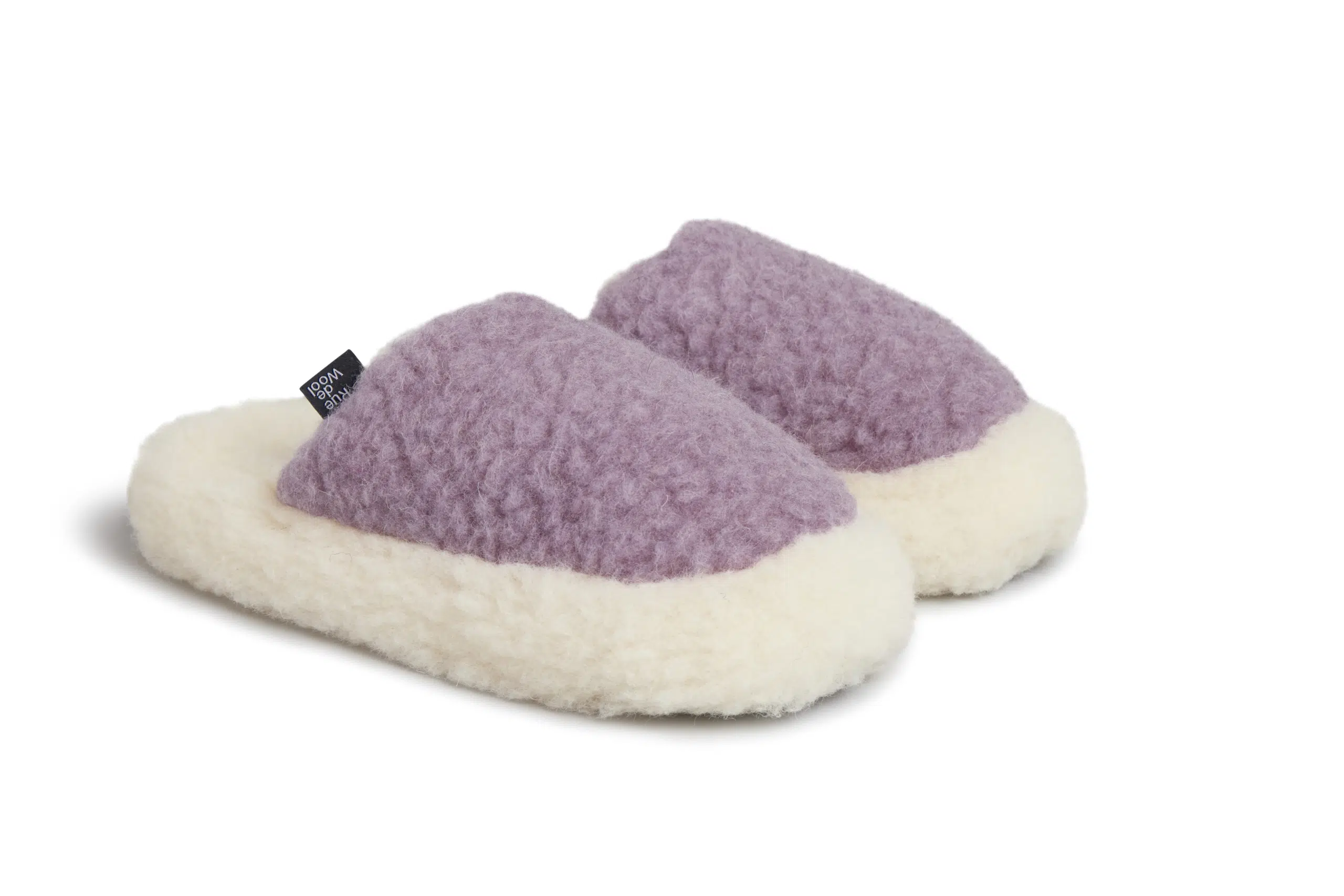 The Nordic Mule - Lavender Lilac Natural - 2 Angle View Rue de Wool The Nordic Mule Hausschuhe lavender lilac/ natural