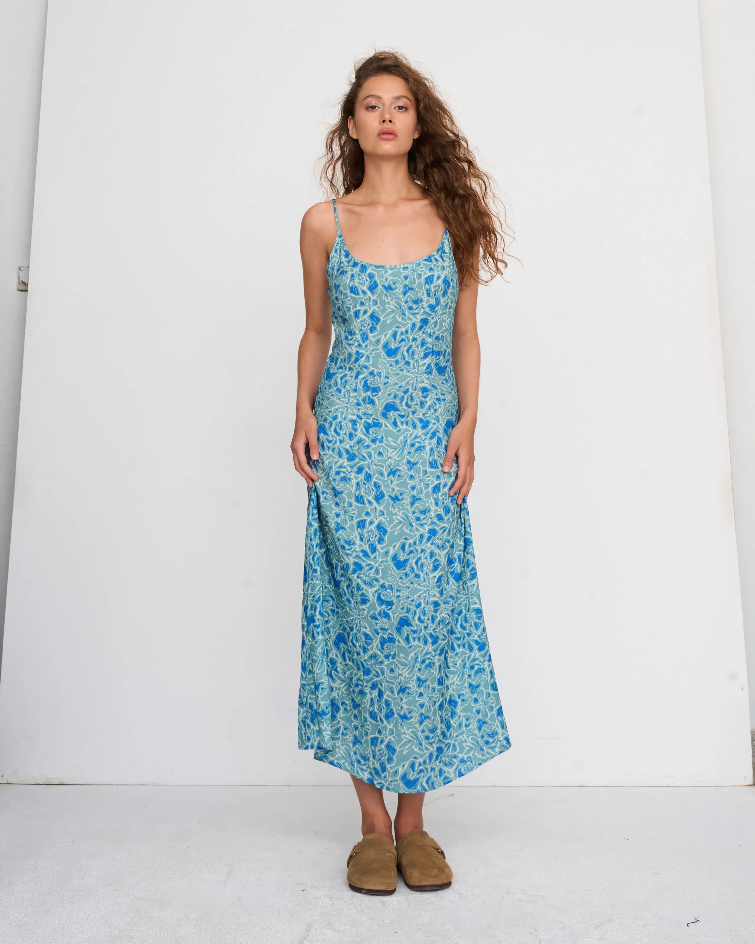 24 Colours Maxikleid blau gemustert