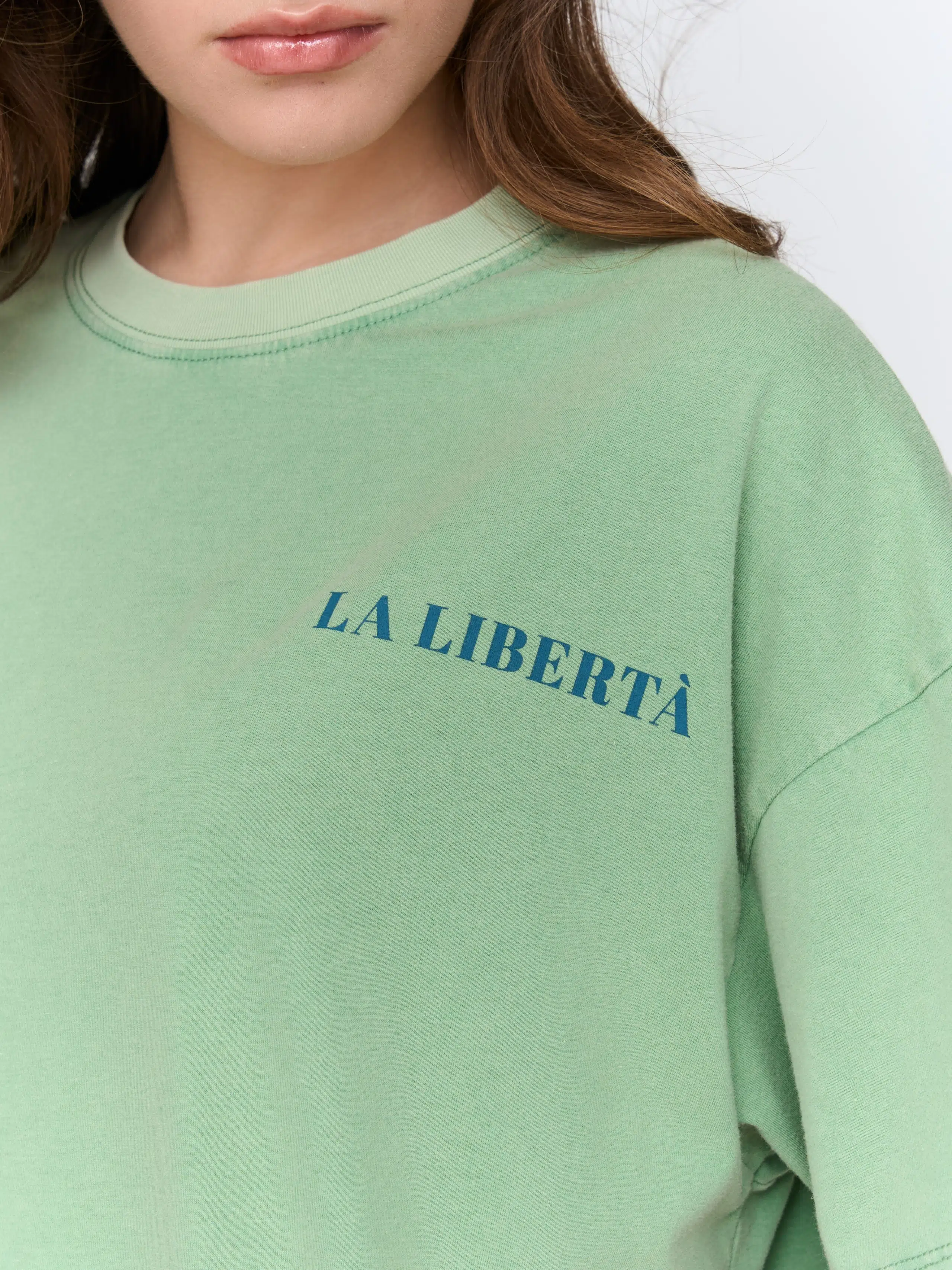 24 Colours T-Shirt Grün Oversized