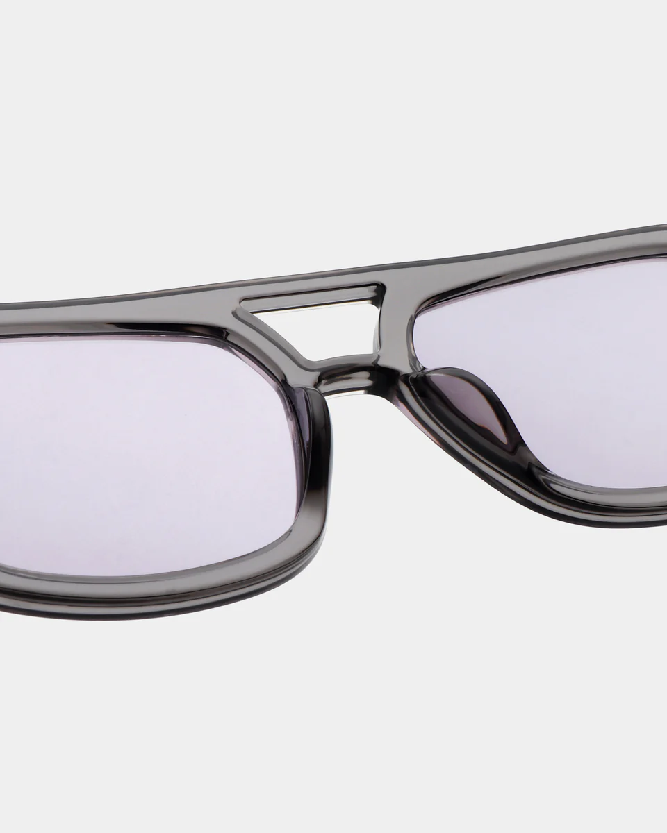 A.Kjaerbede Sonnenbrille Kaya Grey Transparent A.Kjaerbede Sonnenbrille Kaya Grey Transparent