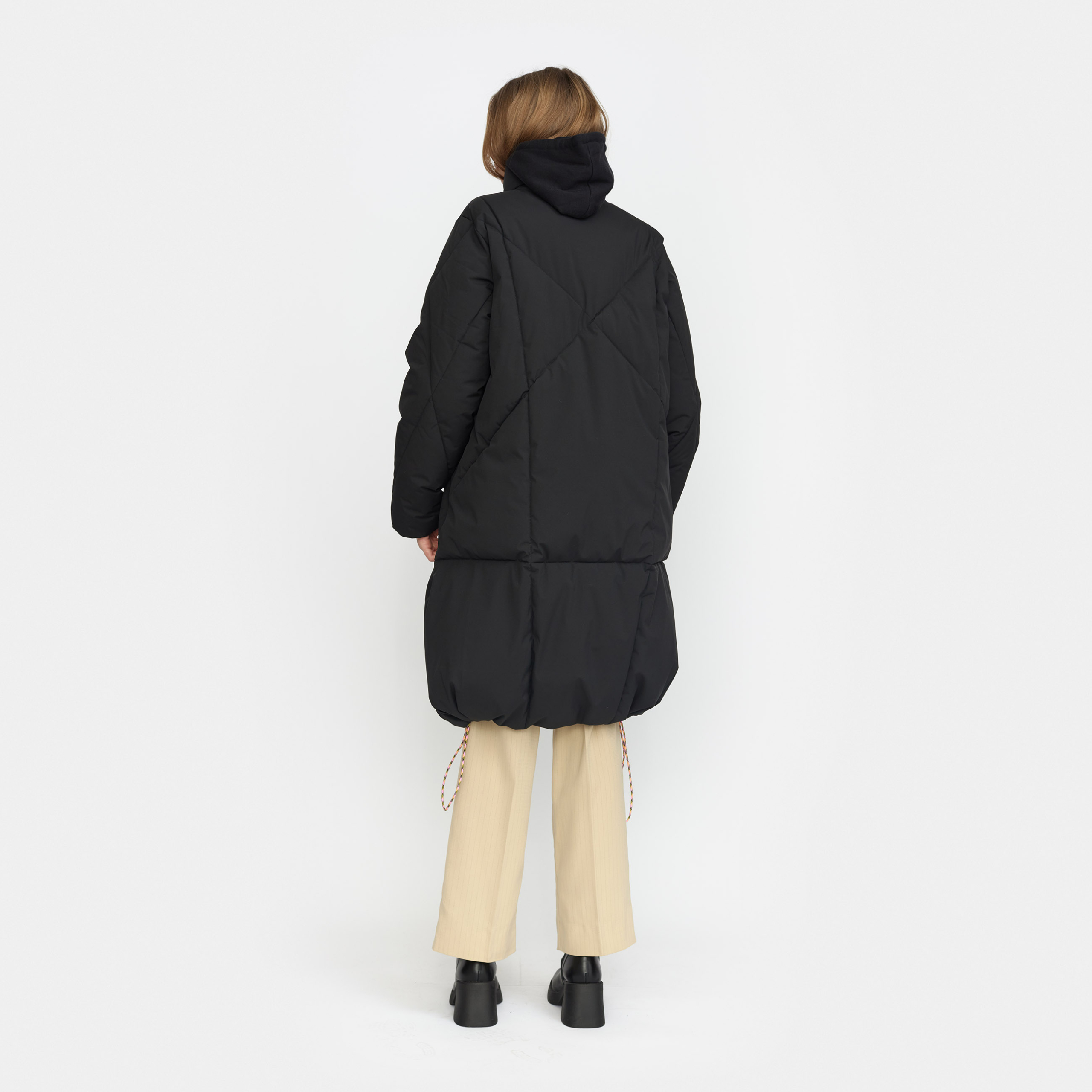Selfhood Puffermantel Schwarz