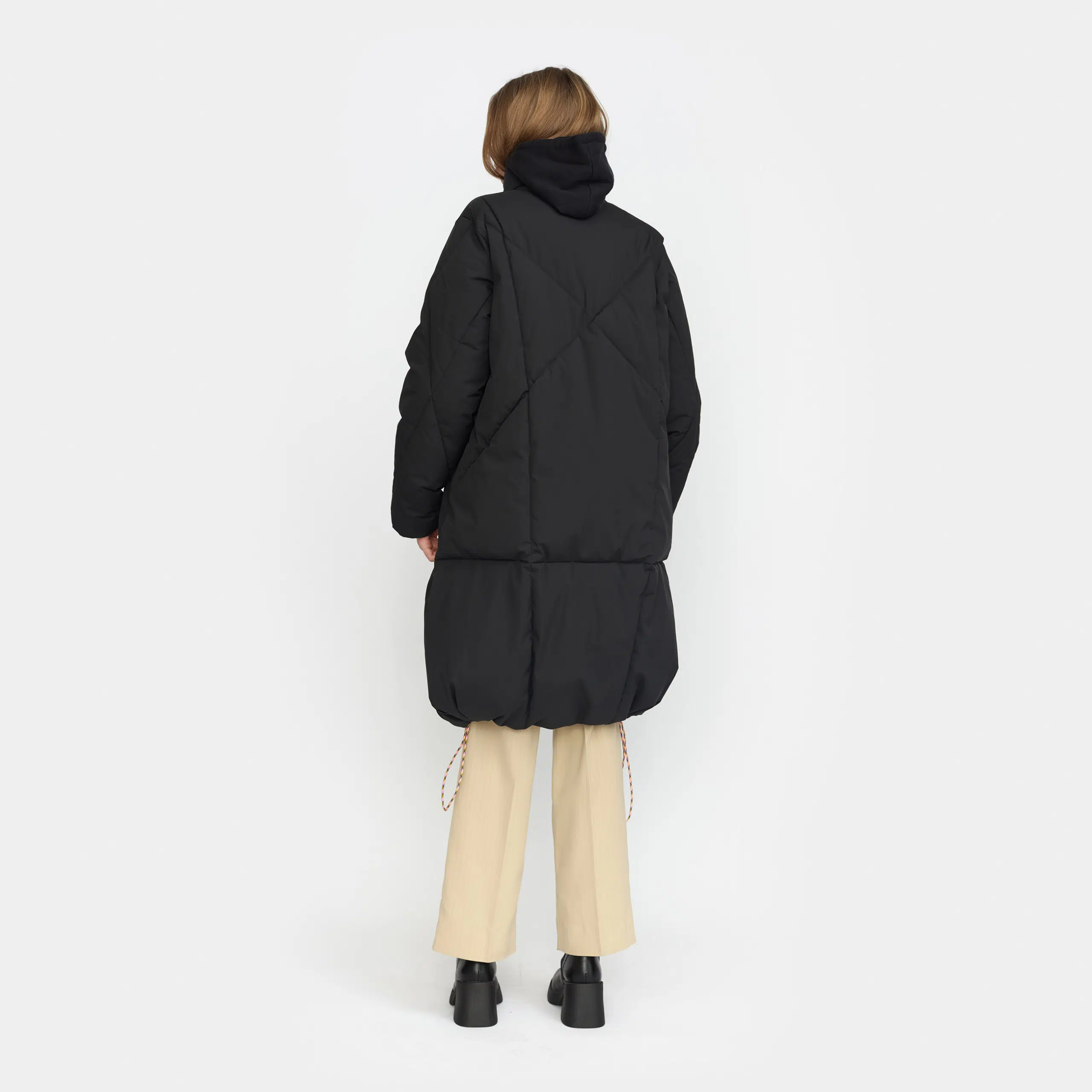 Selfhood Puffermantel Schwarz