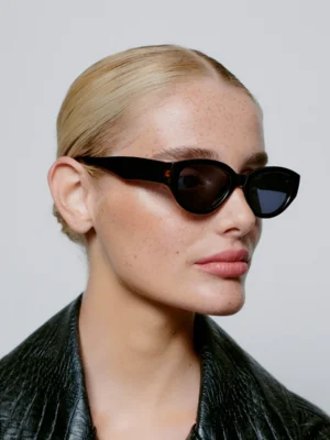 A.Kjaerbede Sonnenbrille Winnie Black