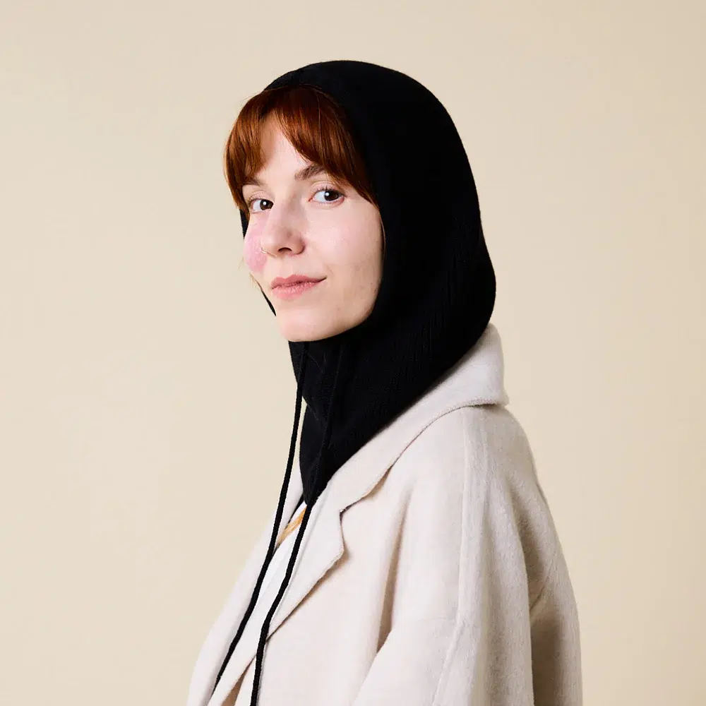 Popeia Balaclava aus Merinowolle Schwarz Popeia Balaclava aus Merinowolle Schwarz