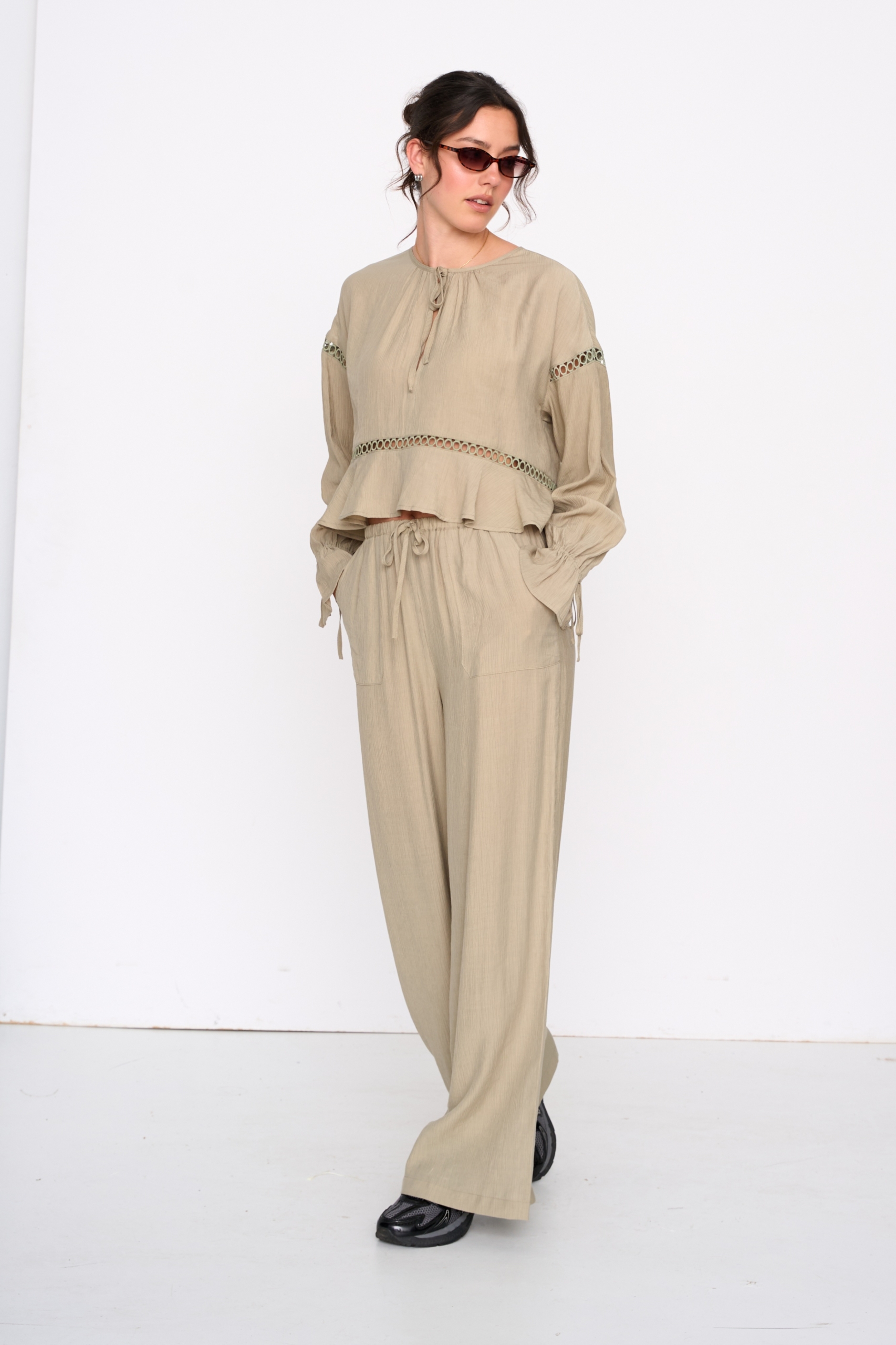 24 Colours Hose Khaki
