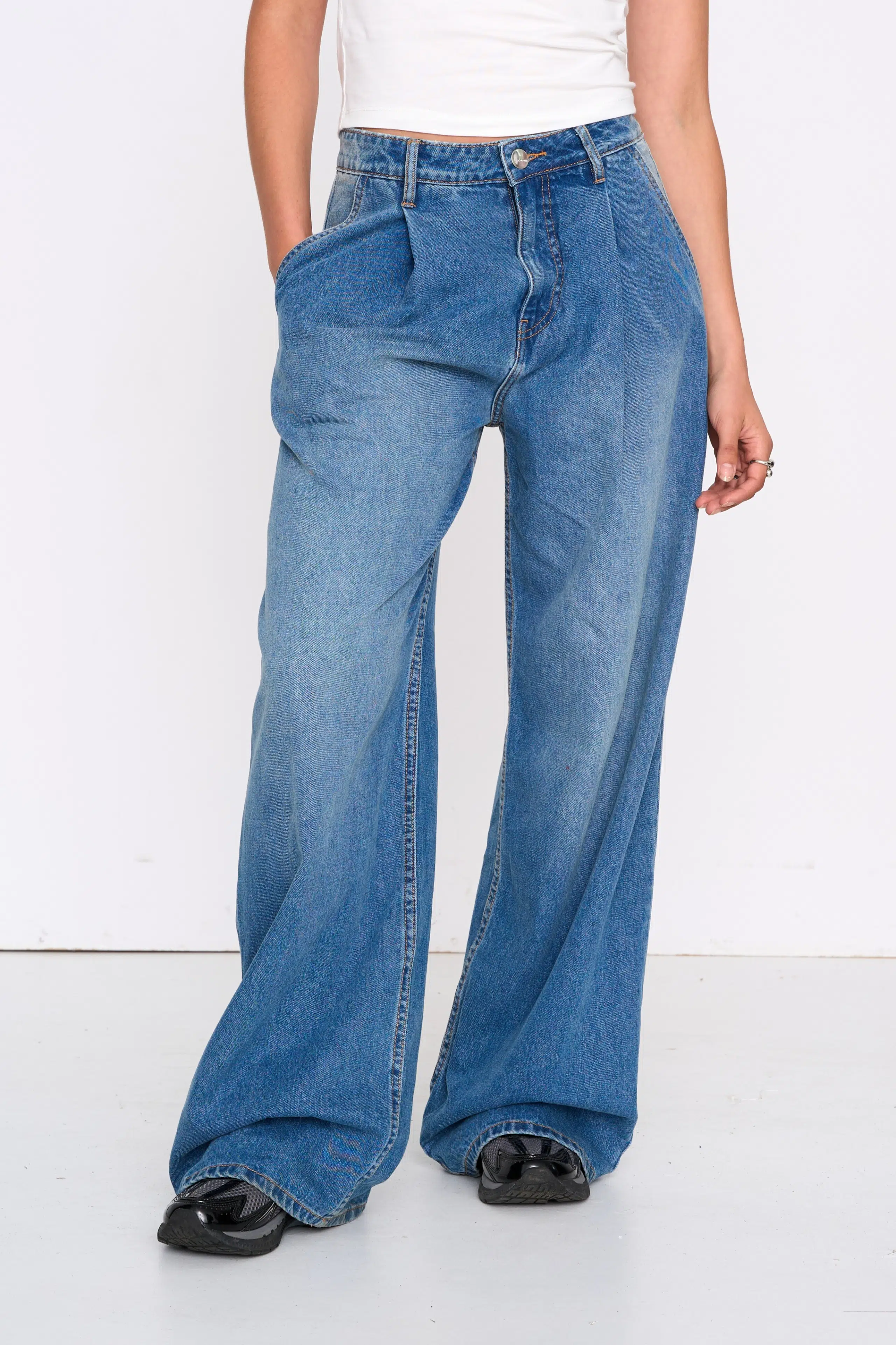 24 Colours Jeans Blau mit Zierfalte 24 Colours Jeans Blau mit Zierfalte