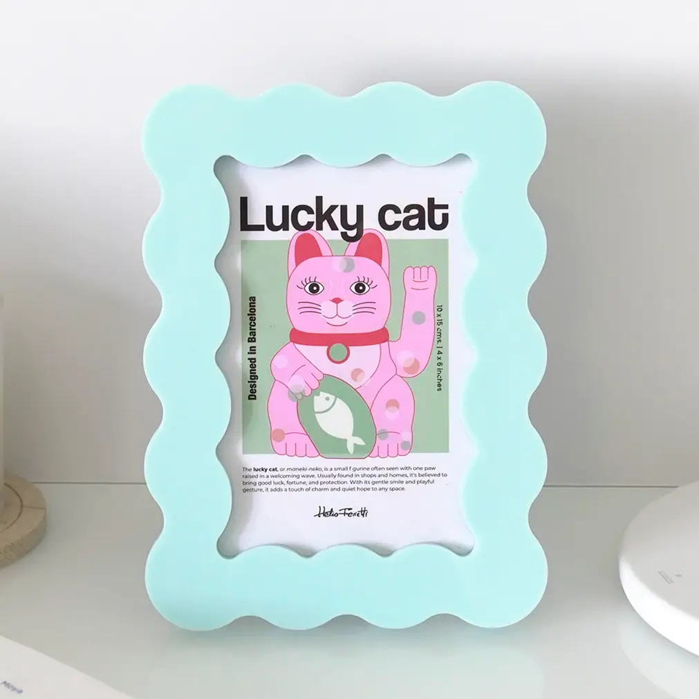 Helio Ferretti Bilderrahmen Hellblau