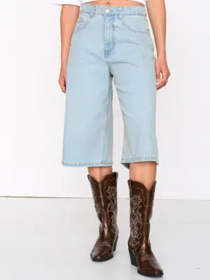 24 Colours Kurze Jeans - Jorts Hellblau