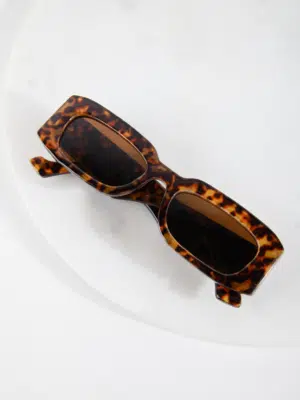 24 Colours Sonnenbrille Rechteckig Tortoise Braun