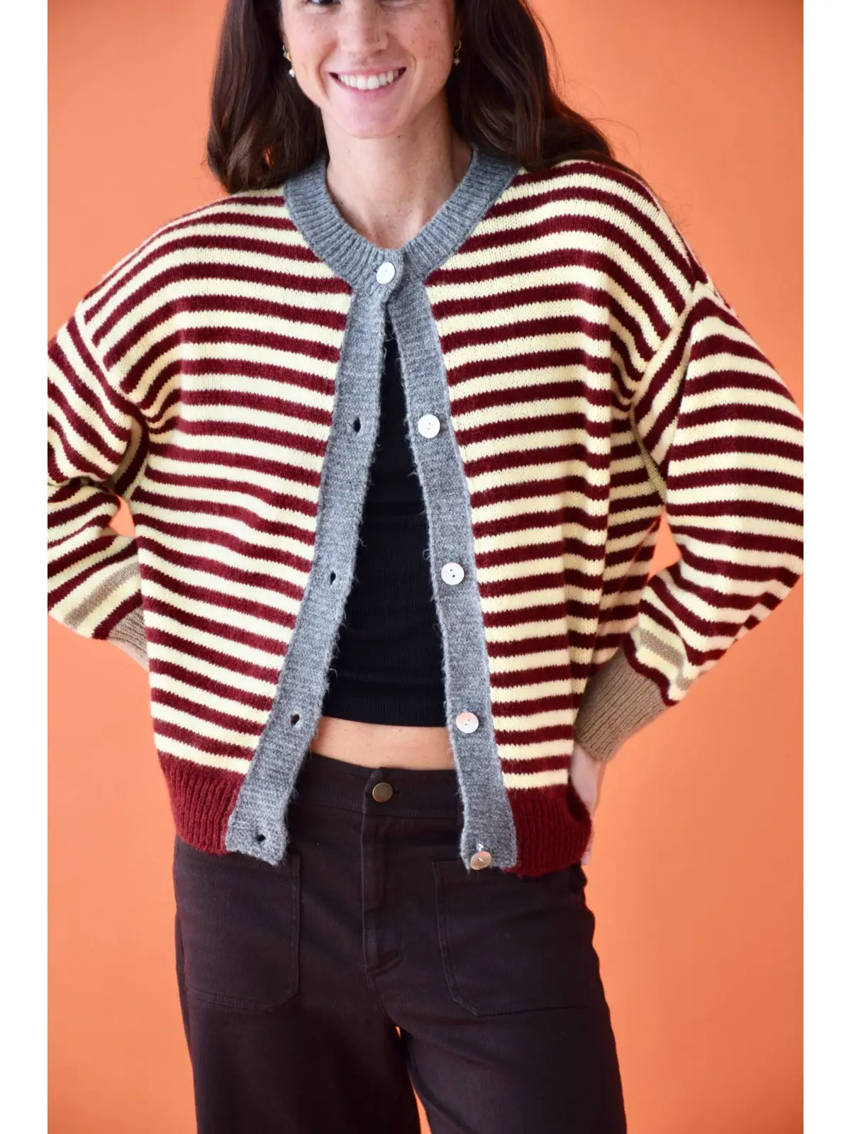 Mindtraveler Strickjacke Tessa Burgunderrot und Gelb