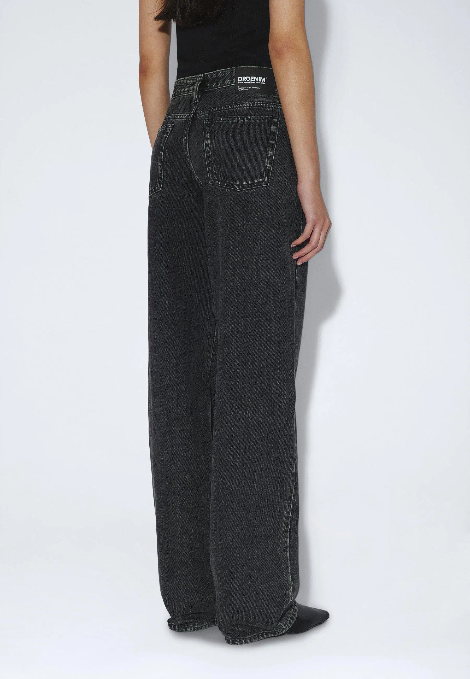 Dr.Denim Jeans Hill Low Relaxed Aged Black