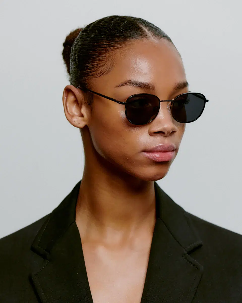 A.Kjaerbede Sonnenbrille Hello Black