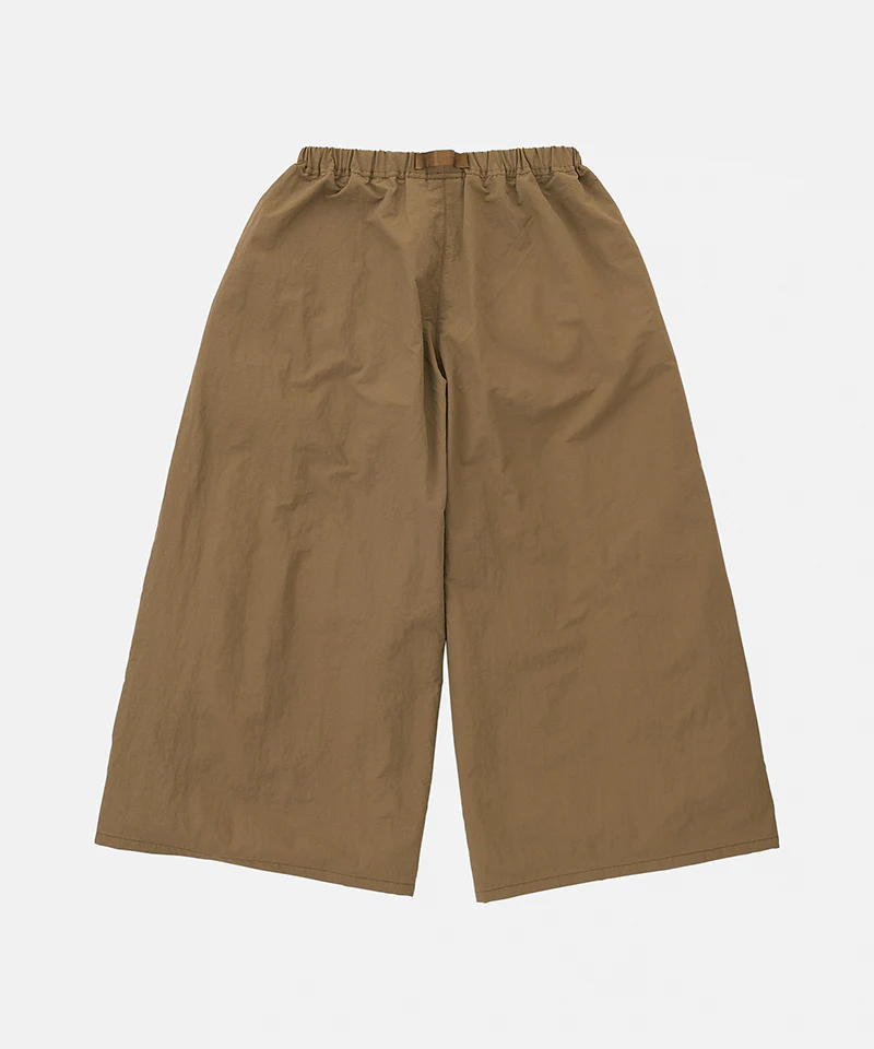 GRAMICCI Shorts Nylon Flare Coyote GRAMICCI Shorts Nylon Flare Coyote