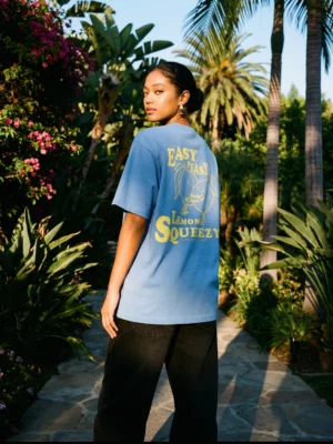 On Vacation T-Shirt Lemon Squeezy Hellblau