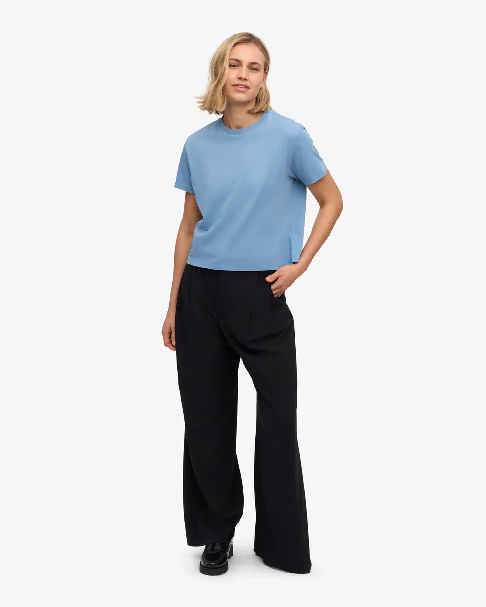 Colourful Standard Organic Boxy Crop Tee Seaside Blue Colourful Standard Organic Boxy Crop Tee Seaside Blue