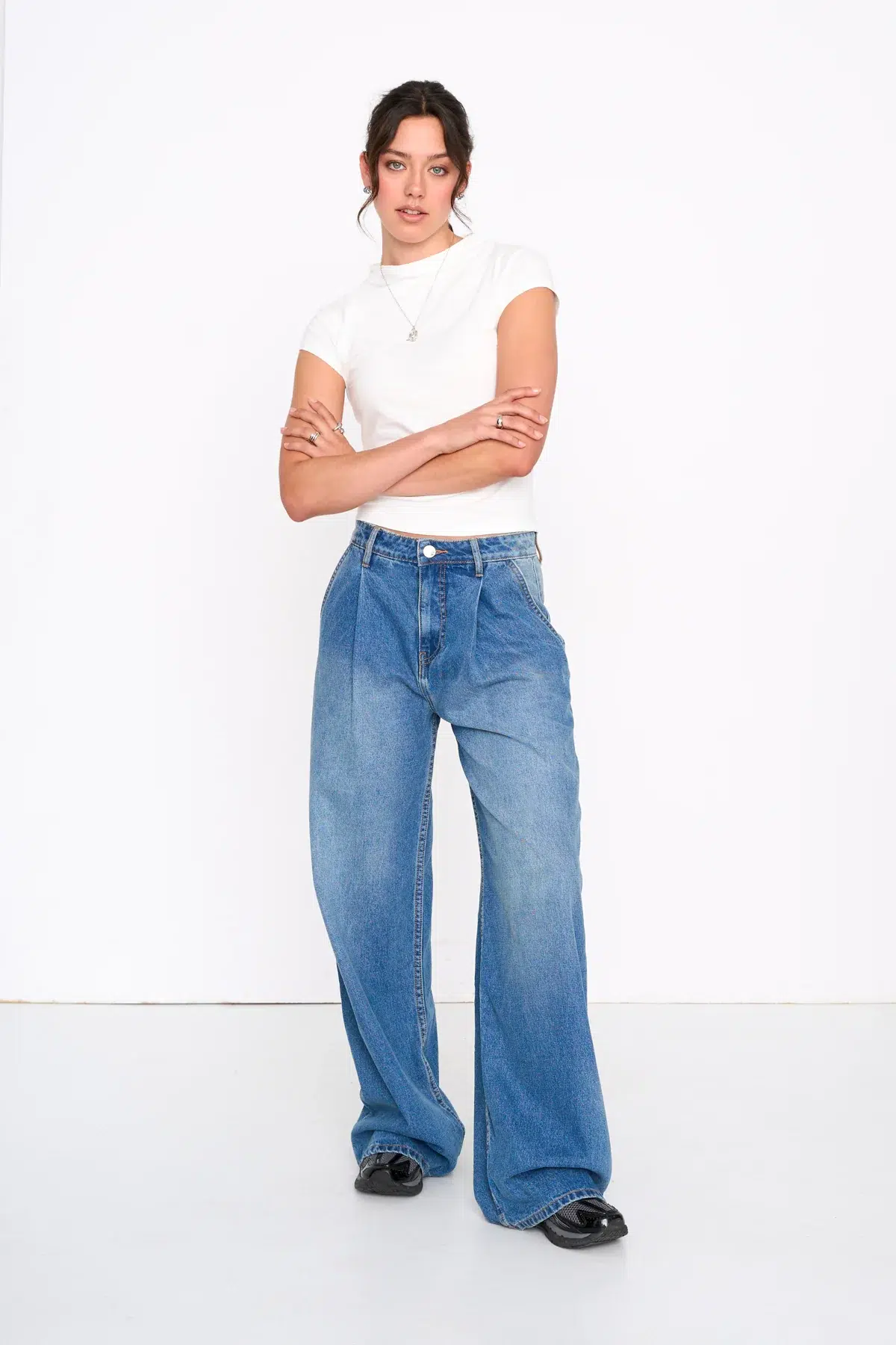24 Colours Jeans Blau mit Zierfalte