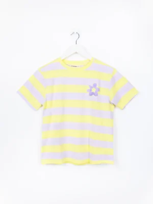 24 Colours T-Shirt Grün Lila gestreift mit Blumen Patch