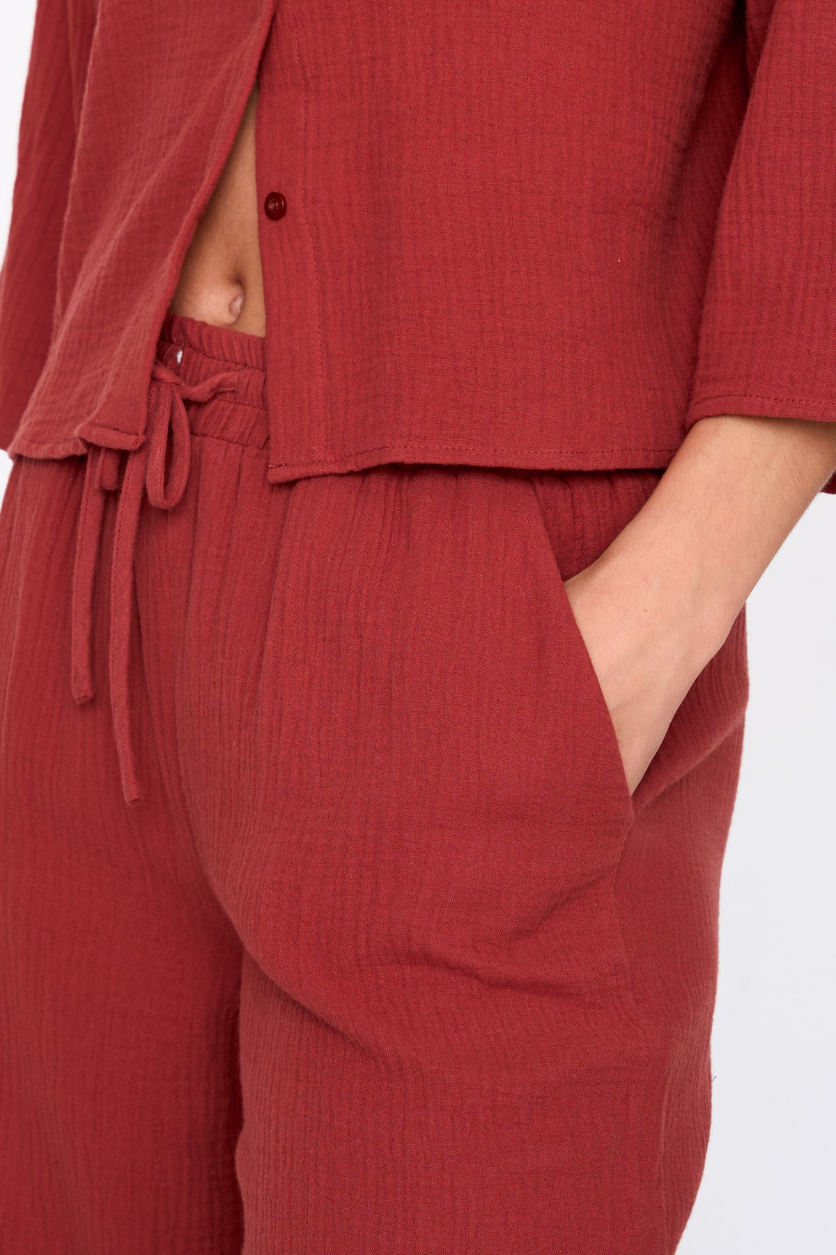 24 Colours Hose rostrot