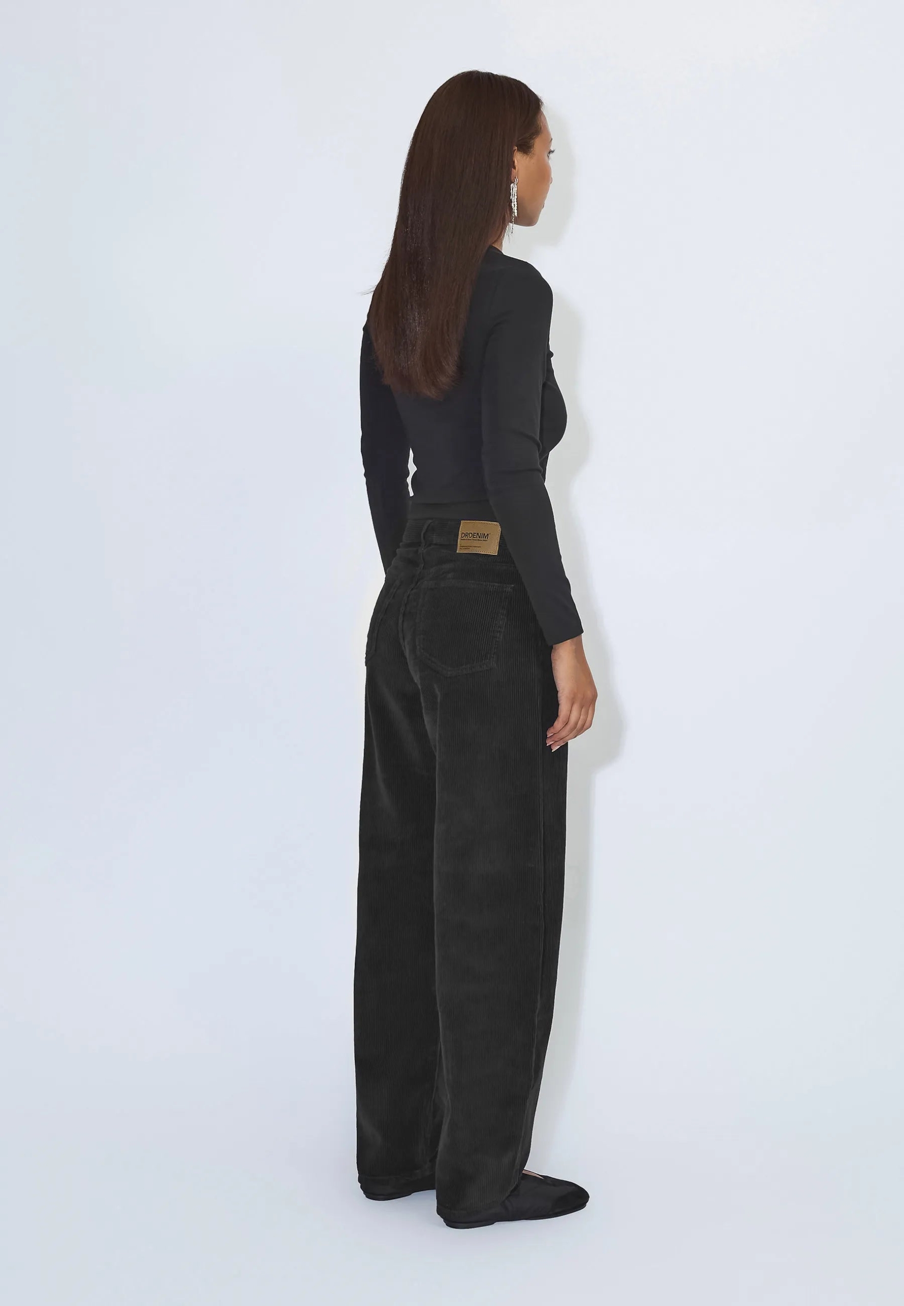 Dr.Denim Nanci Mid Barrel Black Cord
