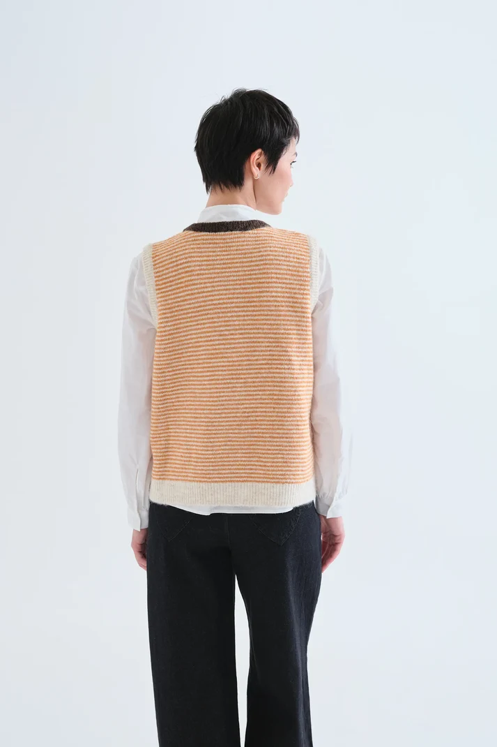 Compania Fantastica Strickweste Weiß mit orangen Streifen Compania Fantastica Strickweste Weiß mit orangen Streifen