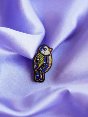 Malicieuse handgestickte Brosche Vogel