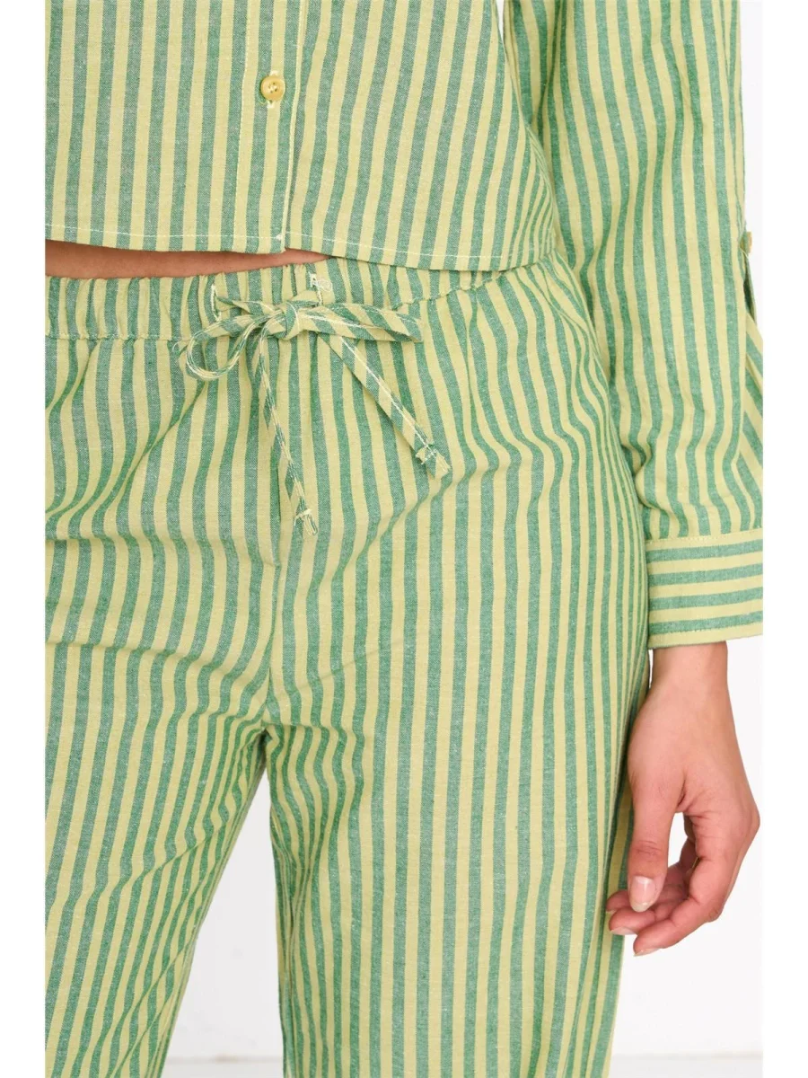 24 Colours Hose gestreift grün