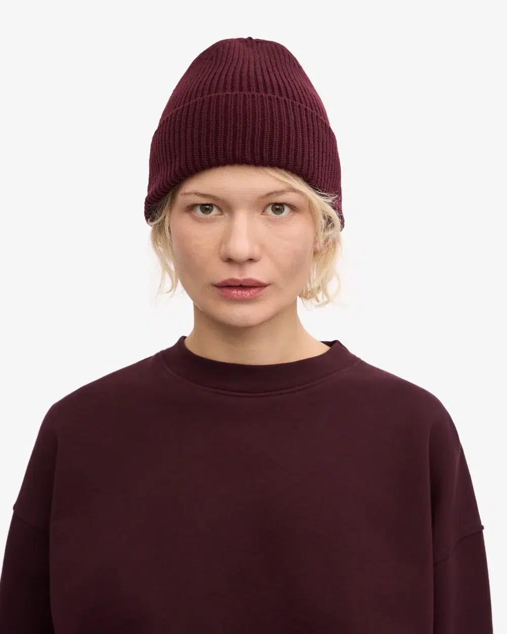 Colourful Standard Mütze Kurz Merinowolle Oxblood Red
