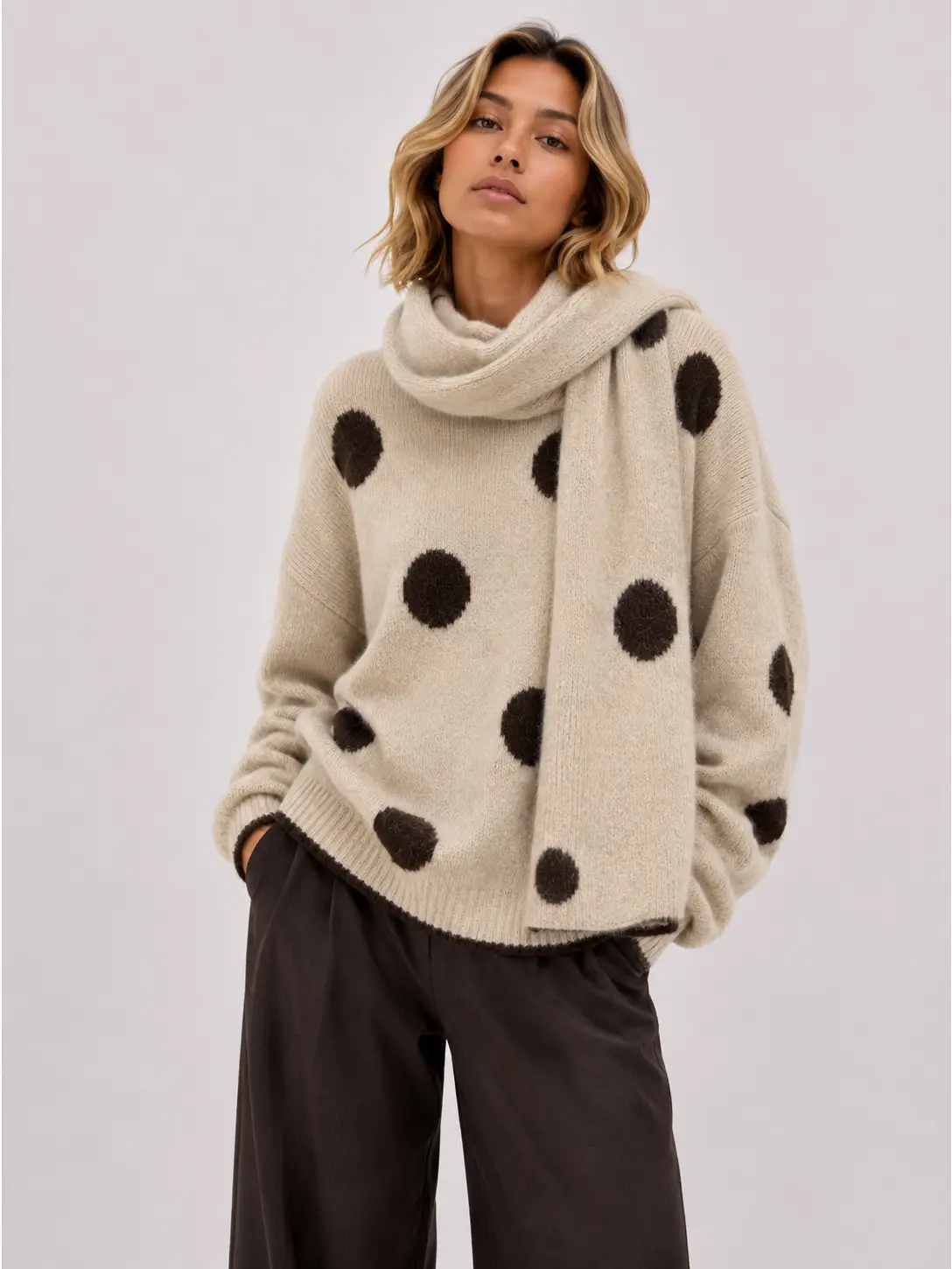 Afinity Strickpullover Dots beige mit passendem Schal