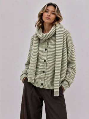 Afinity Strickjacke gestreift grün mit passendem feinem Schal