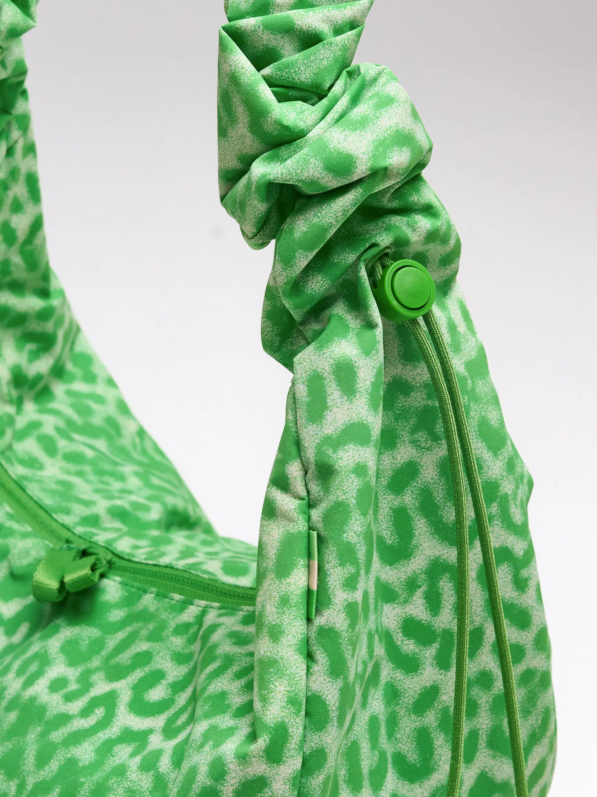 Got Bag Umhängetasche Moon Bag Ruffle Cat Shark leaf sheep Got Bag Umhängetasche Moon Bag Ruffle Cat Shark leaf sheep