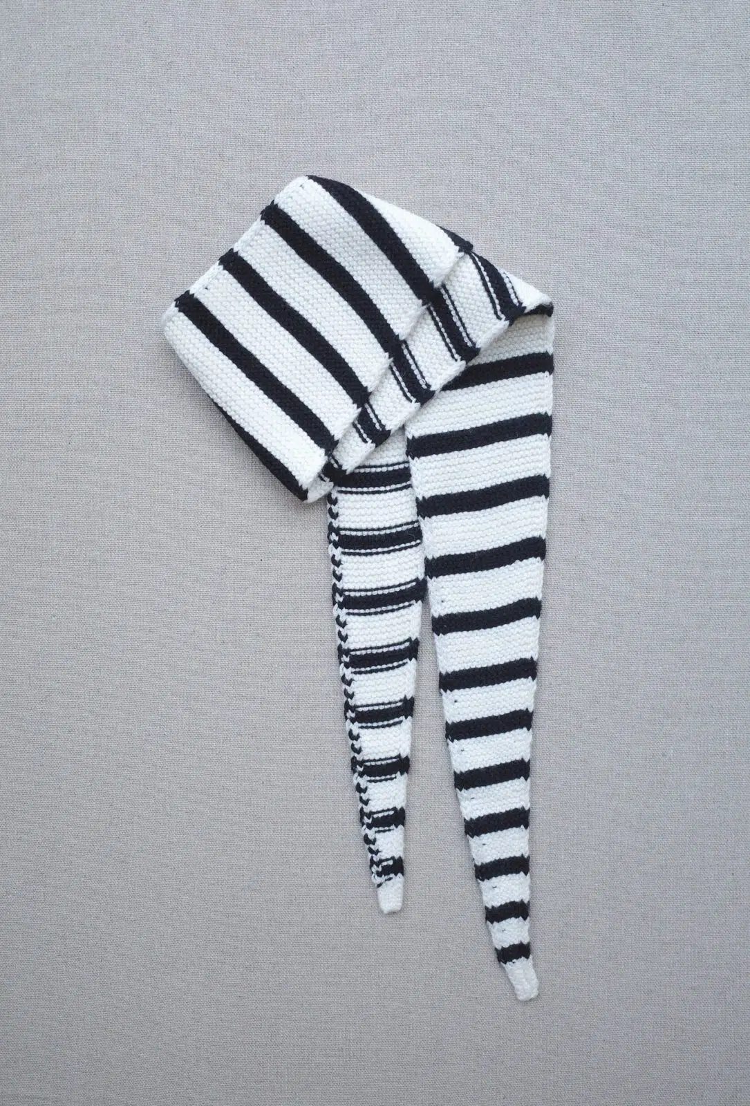 Boii Studios Schal Bisse Off White Black