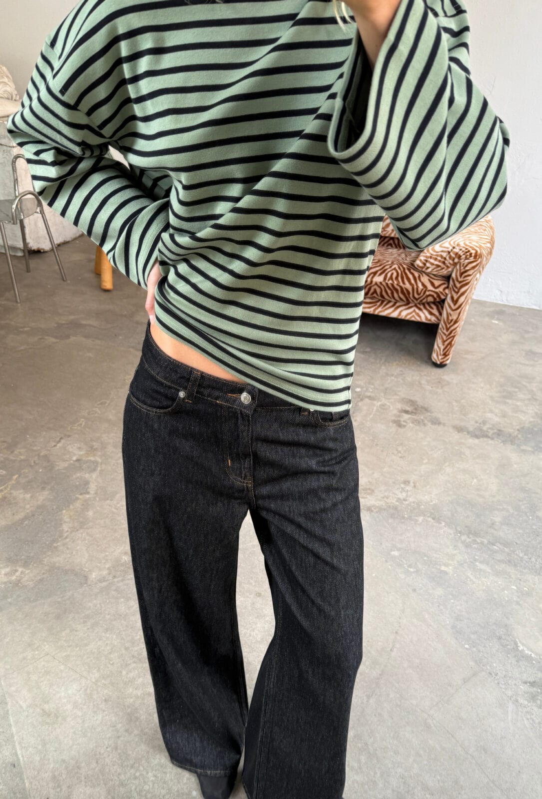 Boii Studios Langarmshirt Alberte Stripe Salvie Black Boii Studios Langarmshirt Alberte Stripe Salvie Black
