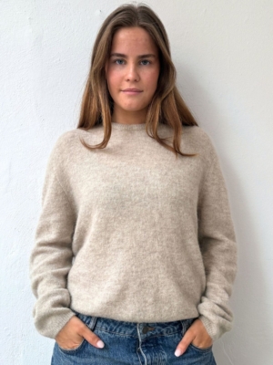 Boii Studios Strickjacke Tilde Latte Melange