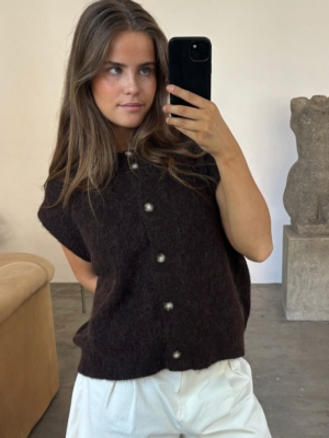 Boii Studios Strickweste Hirse Dark Brown