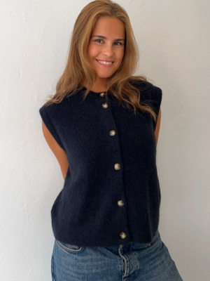 Boii Studios Strickweste Hirse Navy