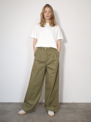 Boii Studios Hose Julie Light Olive